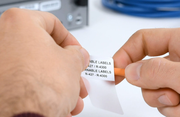 Etiquetas rotatorias para identificación de cables y latiguillos d – CMATIC