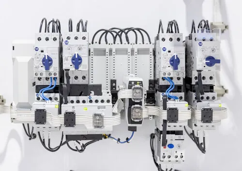 Solution Ethernet/IP intégrée à l'armoire
