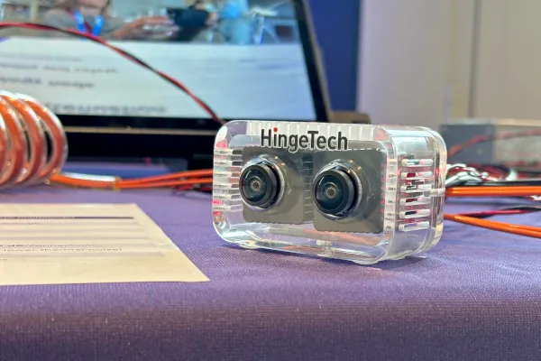 hinge kd camera optica